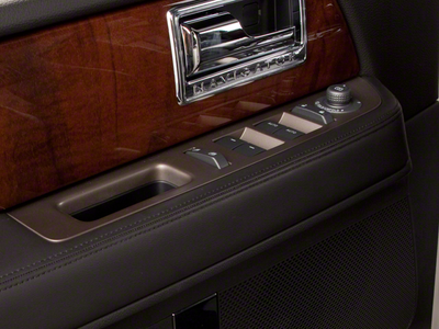 2011 Lincoln Navigator 2WD 4dr