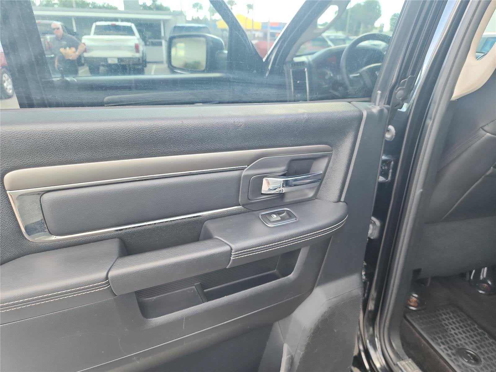 2016 RAM 1500 Sport
