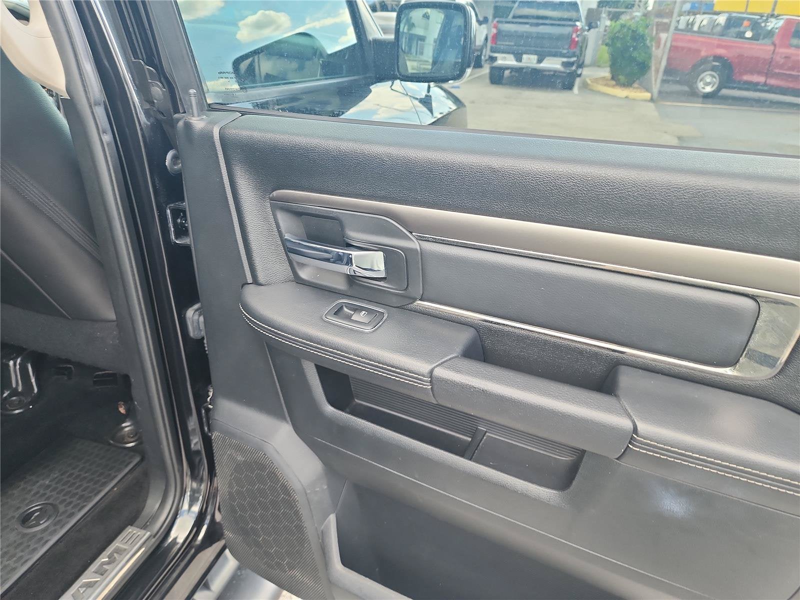 2016 RAM 1500 Sport