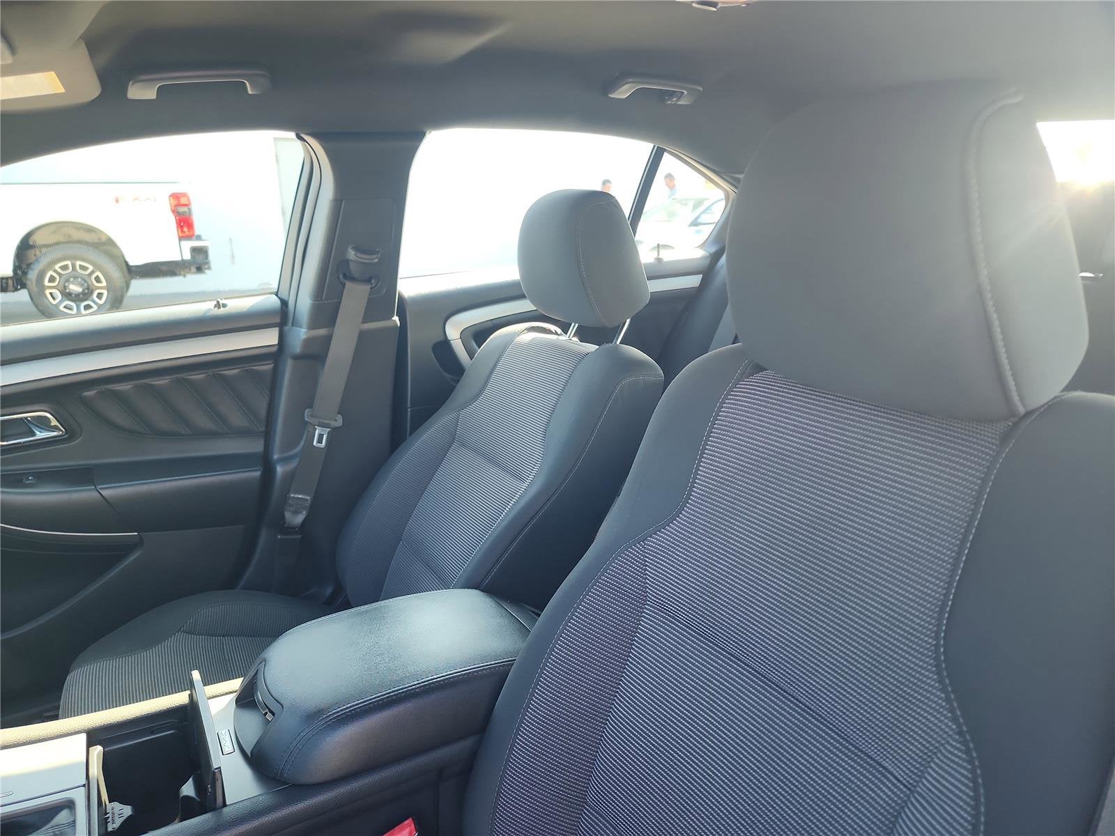 2016 Ford Taurus SEL