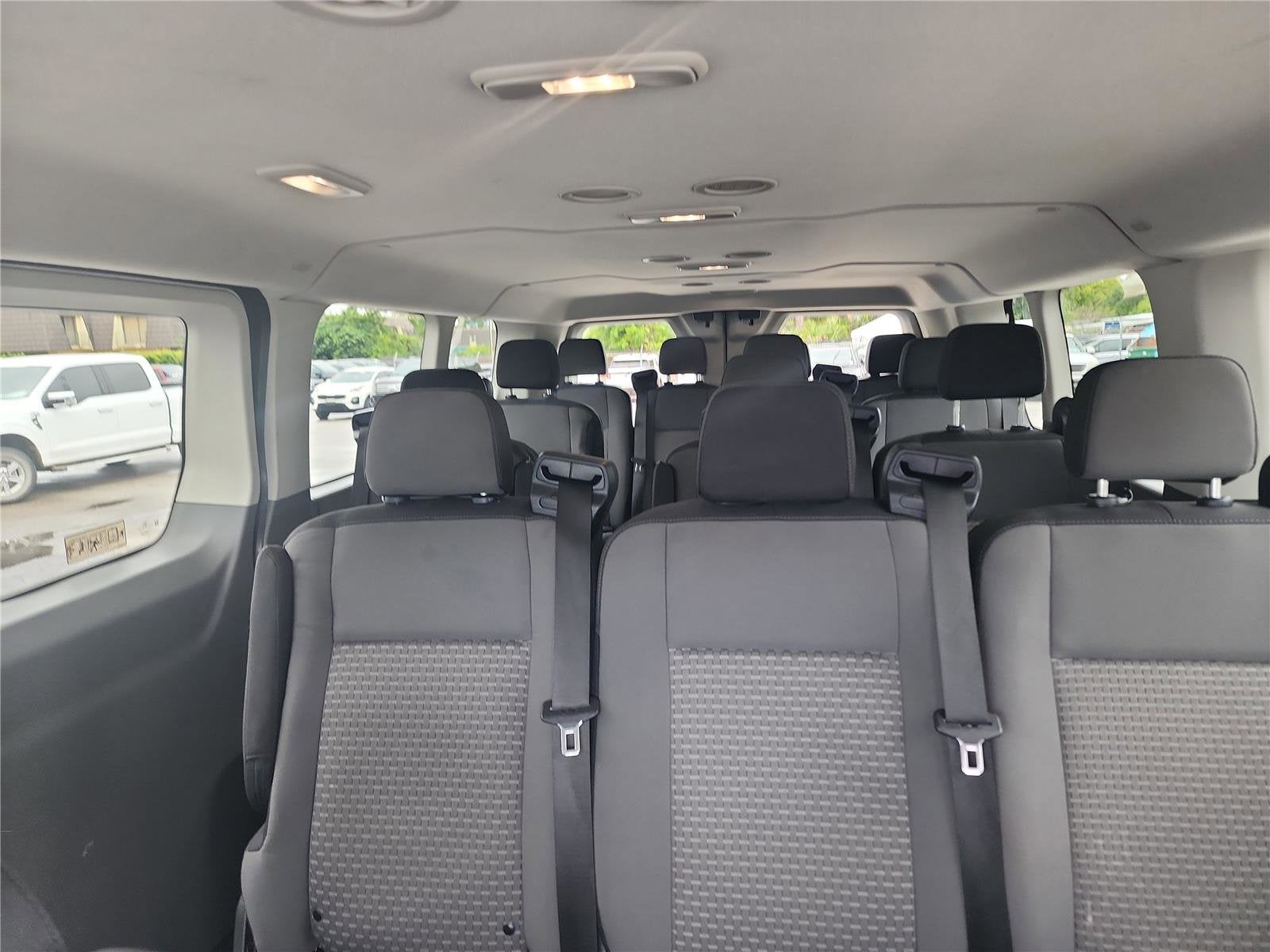 2023 Ford Transit Passenger Wagon XLT