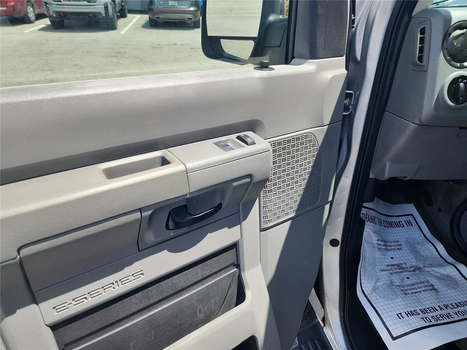 2013 Ford Econoline Wagon XLT