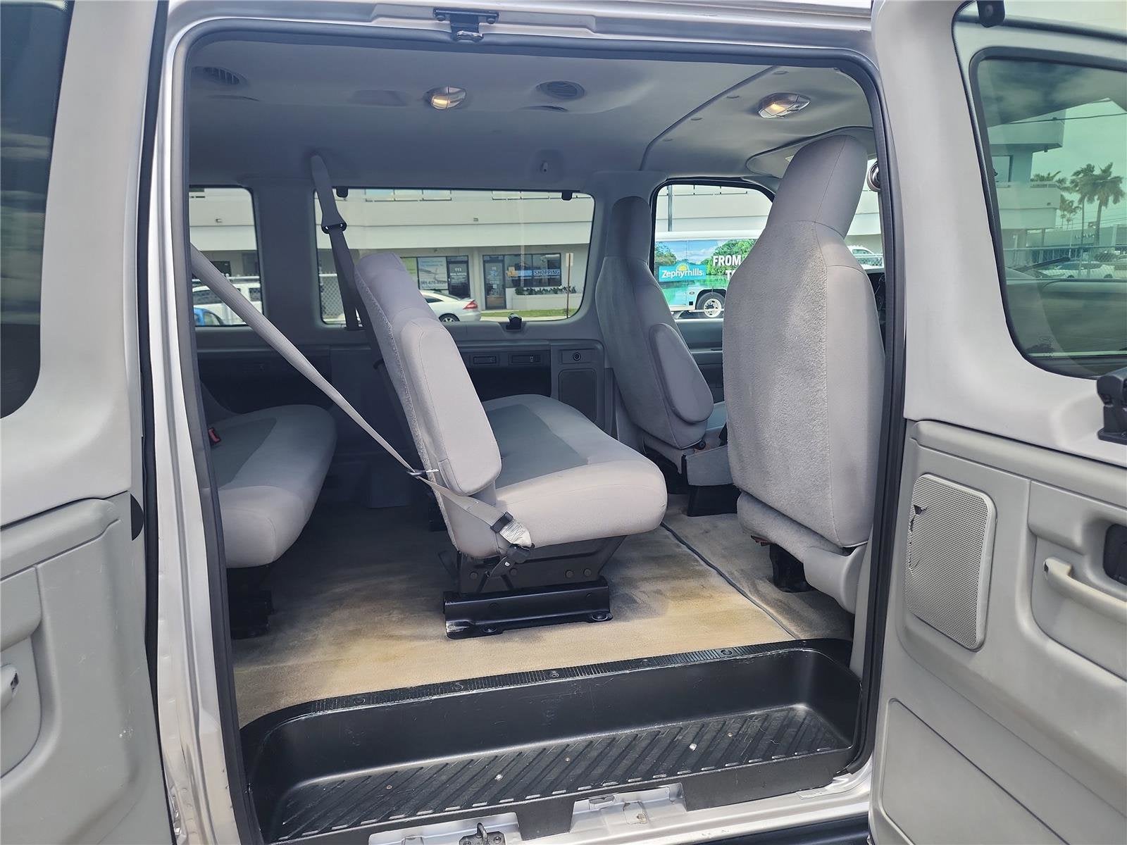 2013 Ford Econoline Wagon XLT