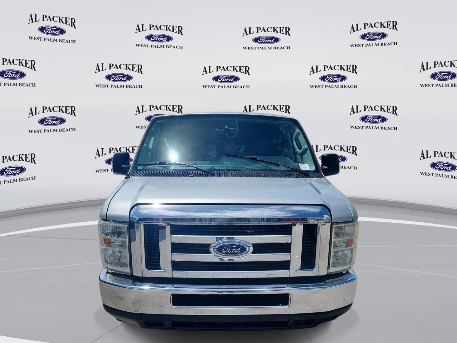 2013 Ford Econoline Wagon XLT