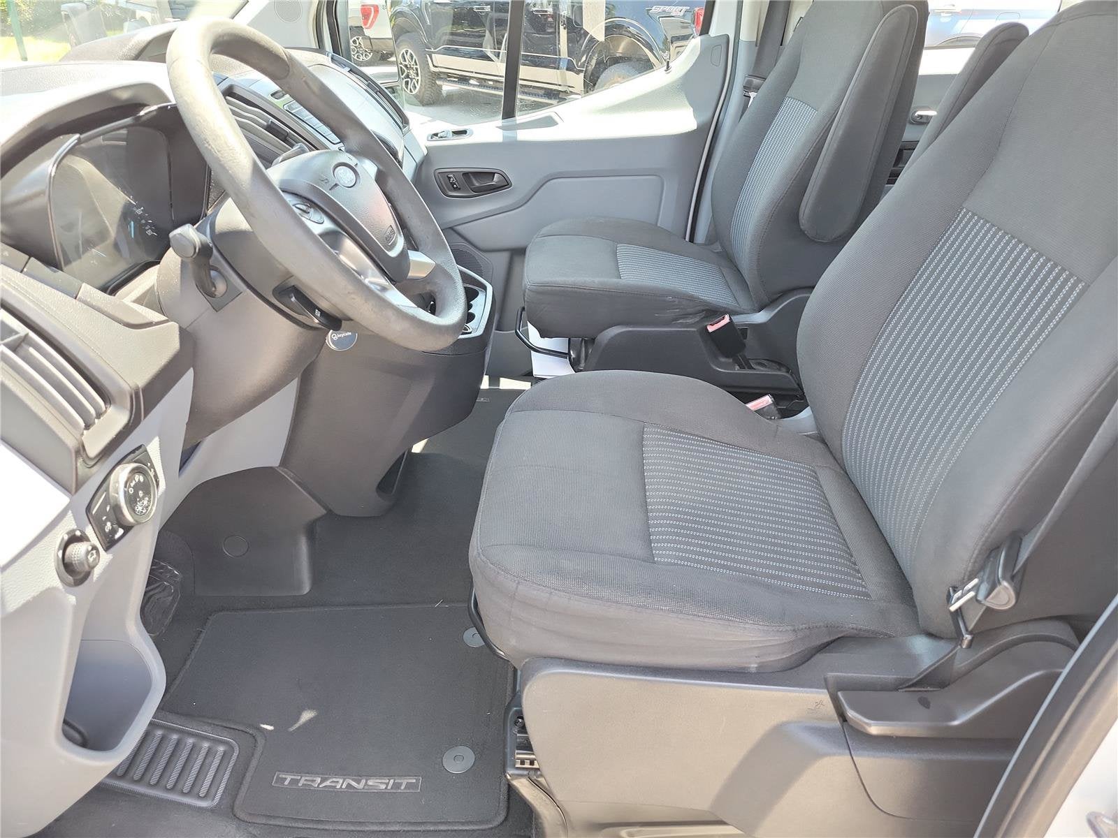 2017 Ford Transit Wagon XLT