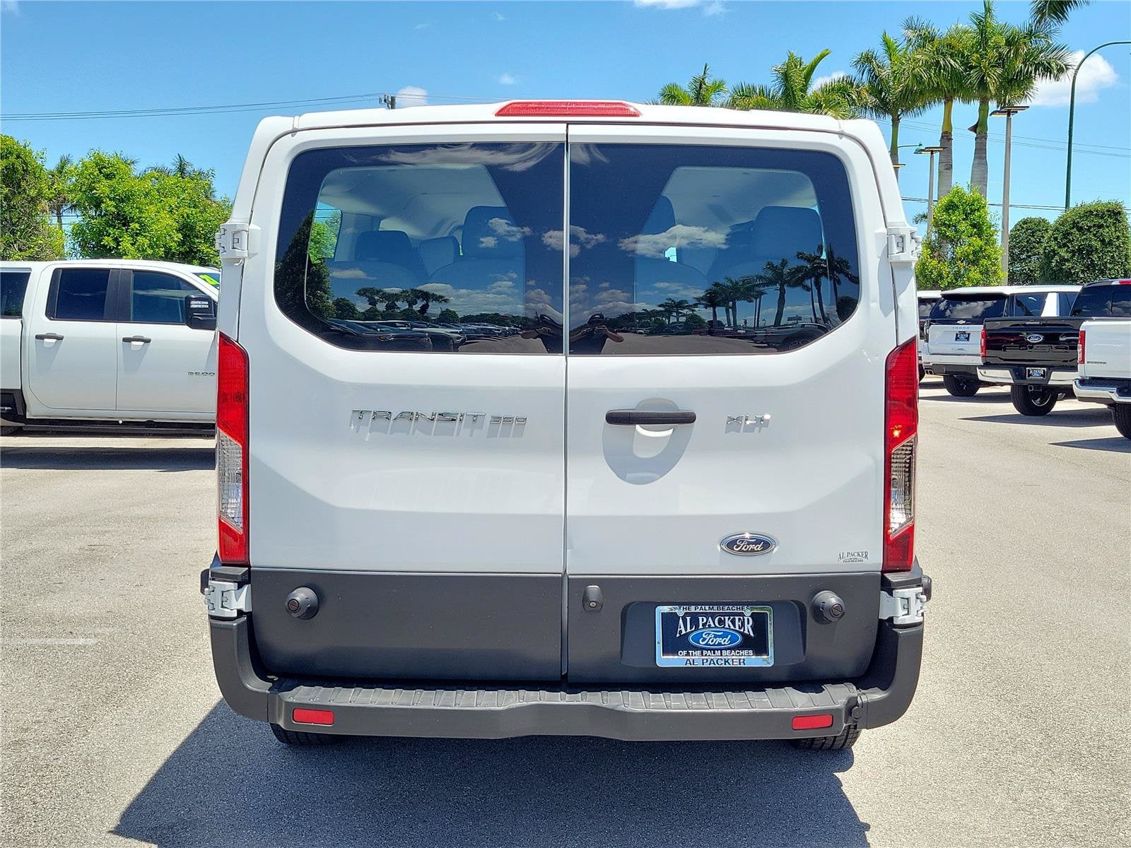 2017 Ford Transit Wagon XLT