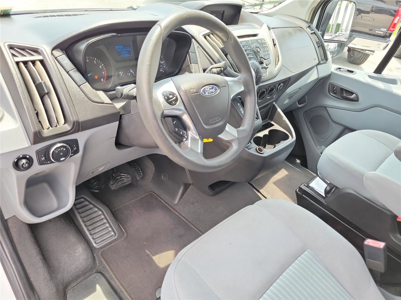 2017 Ford Transit Wagon XLT