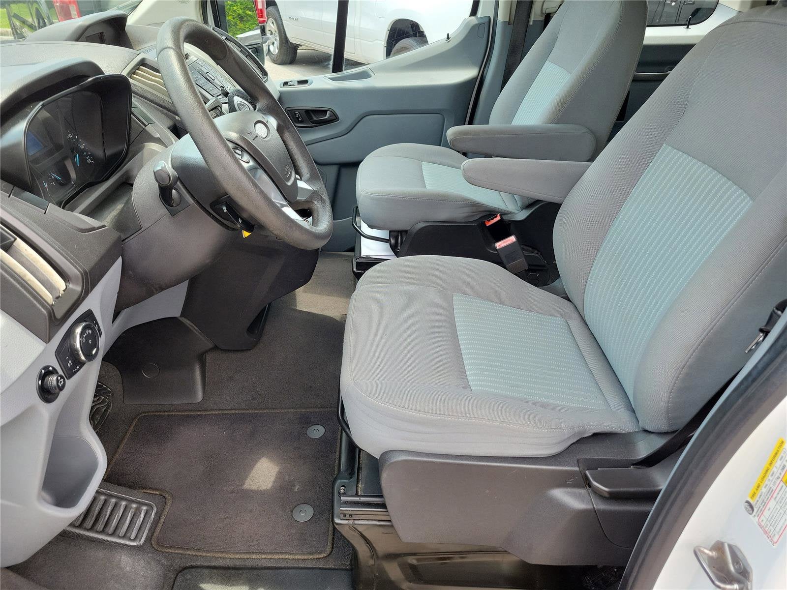 2017 Ford Transit Wagon XLT