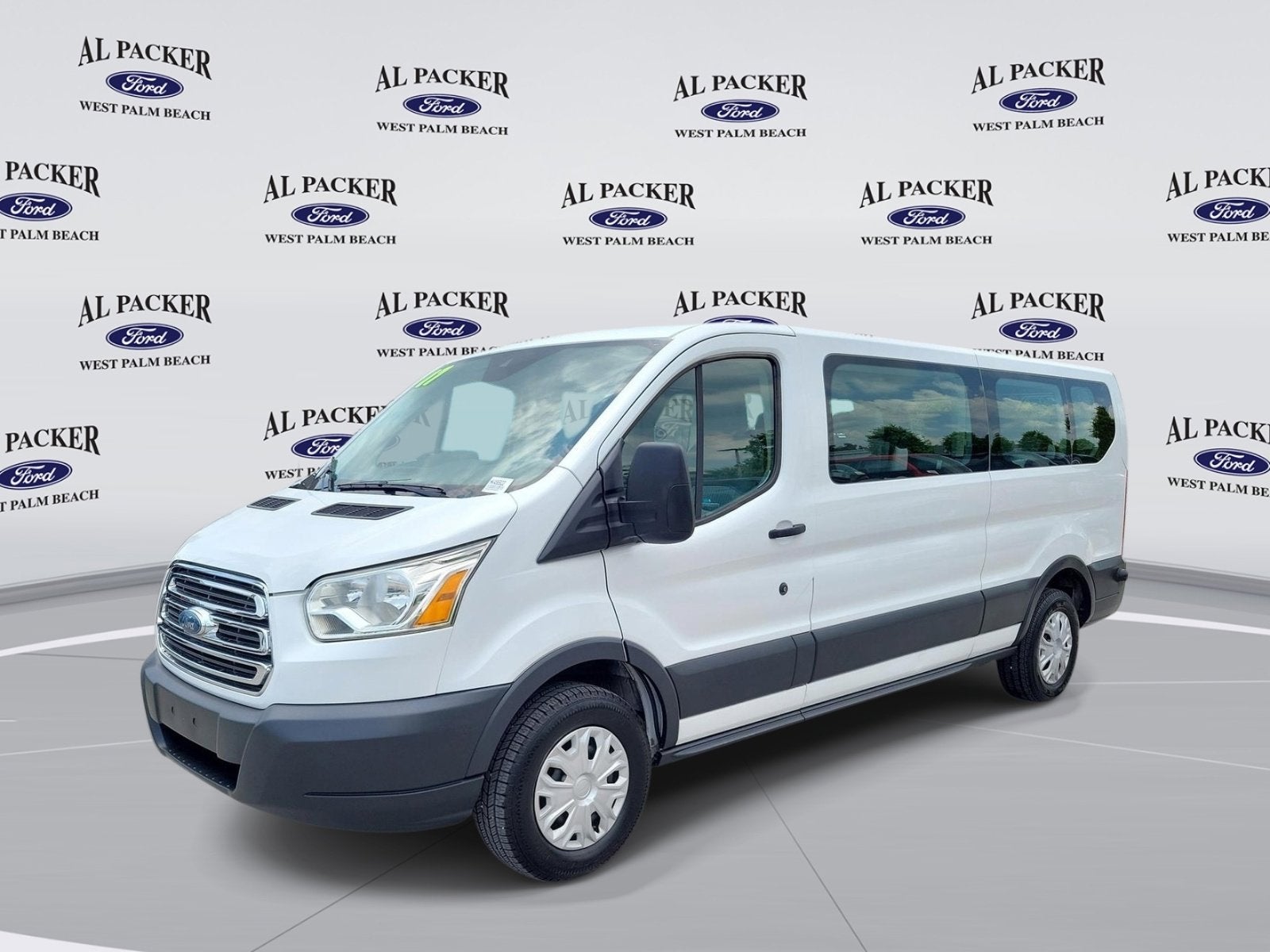2017 Ford Transit Wagon XLT