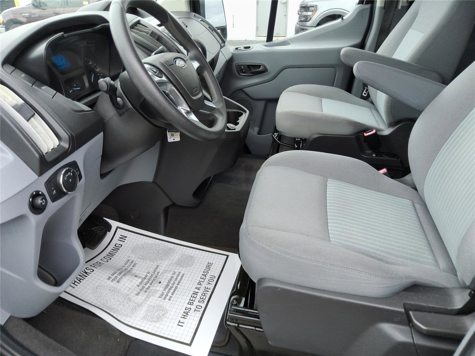 2018 Ford Transit Passenger Wagon XLT