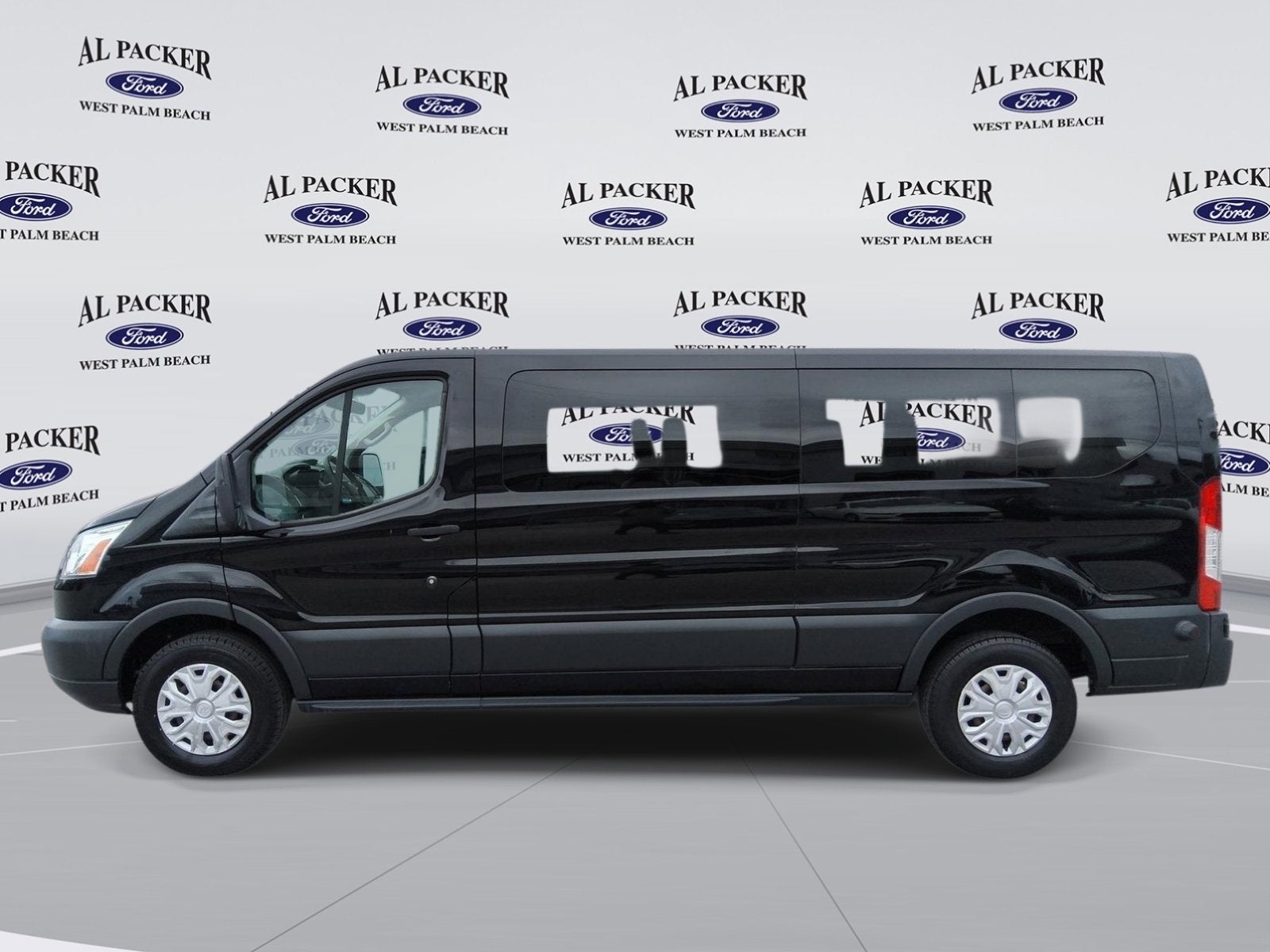 2018 Ford Transit Passenger Wagon XLT