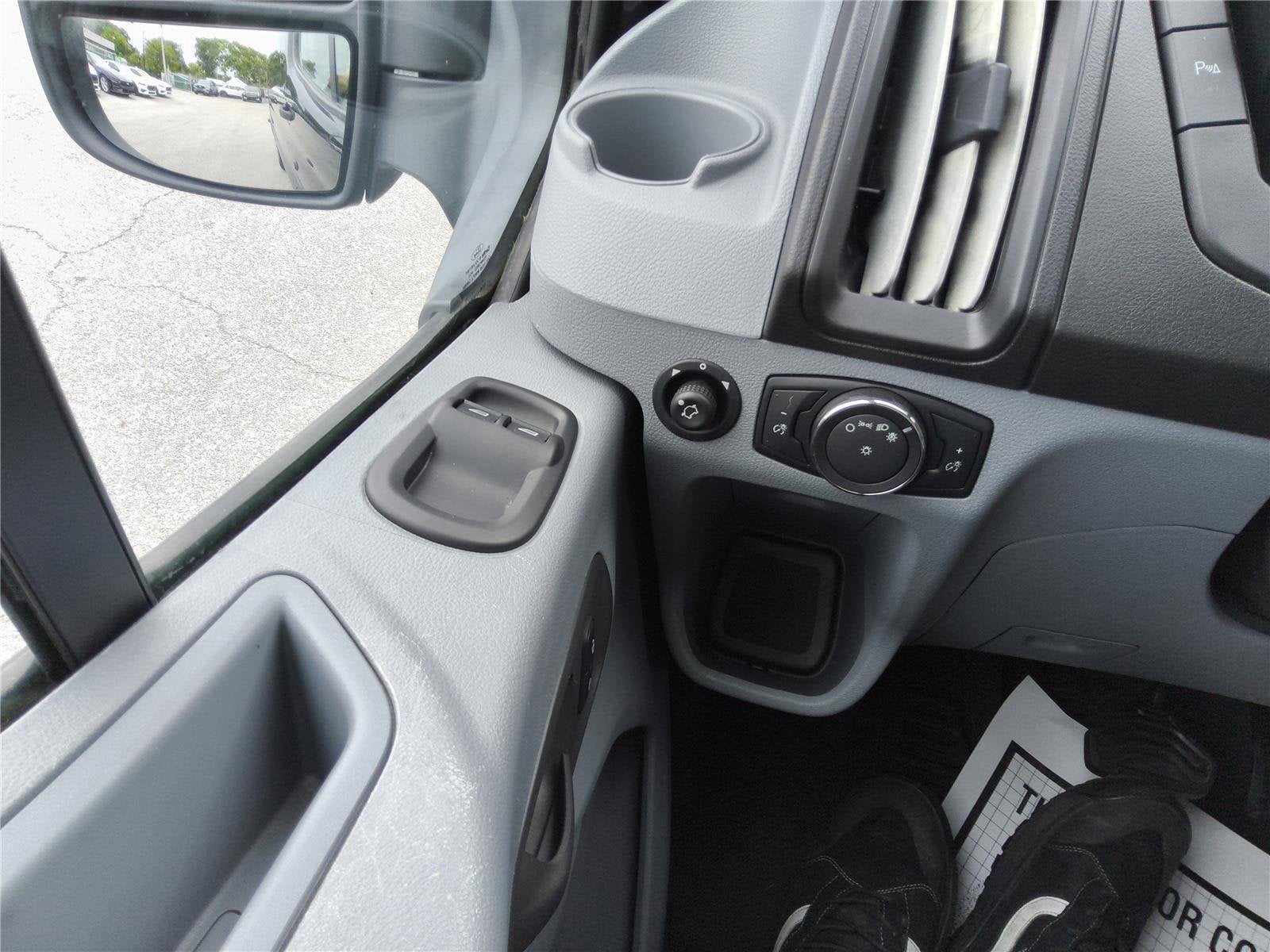 2018 Ford Transit Passenger Wagon XLT