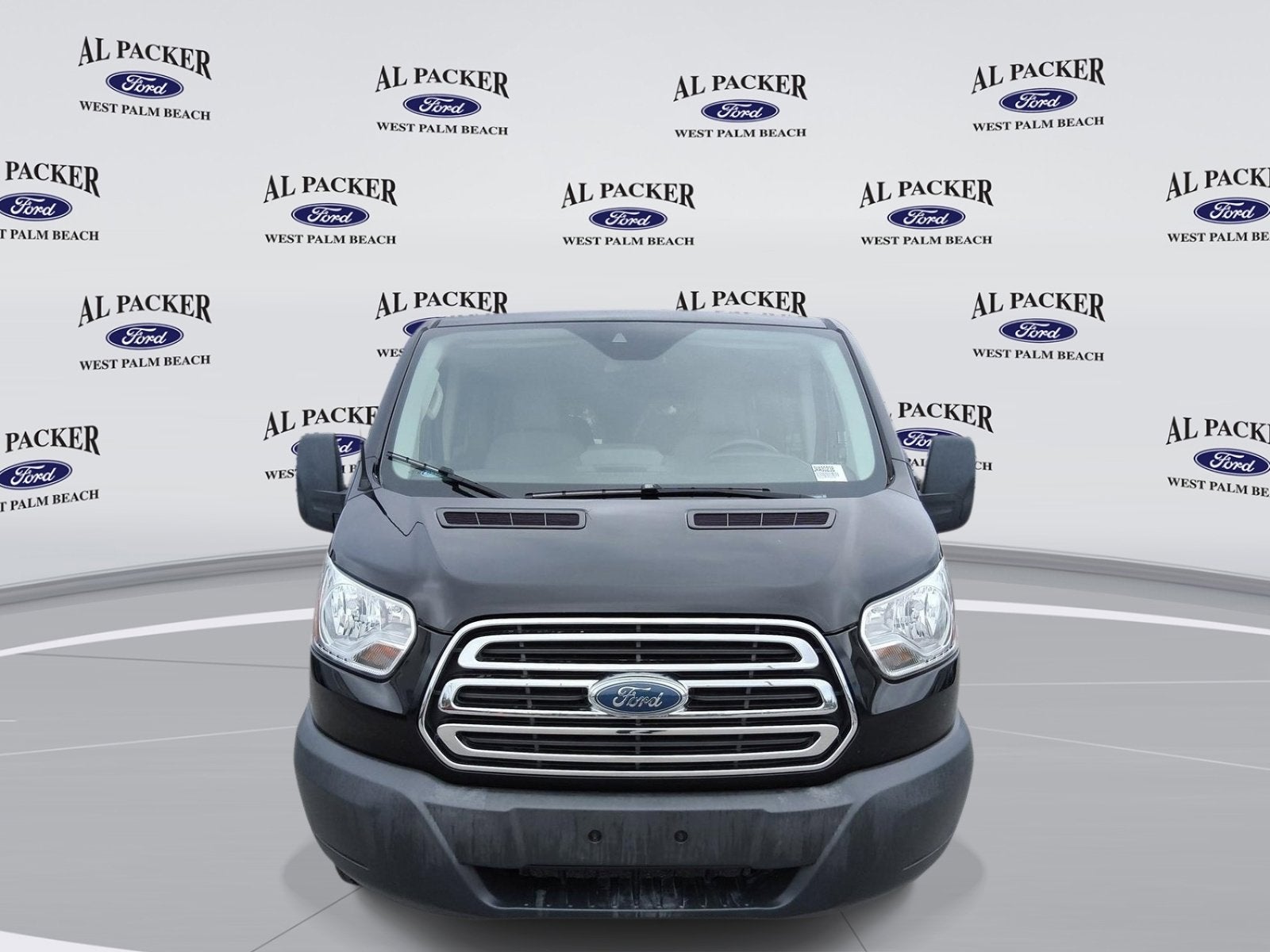 2018 Ford Transit Passenger Wagon XLT