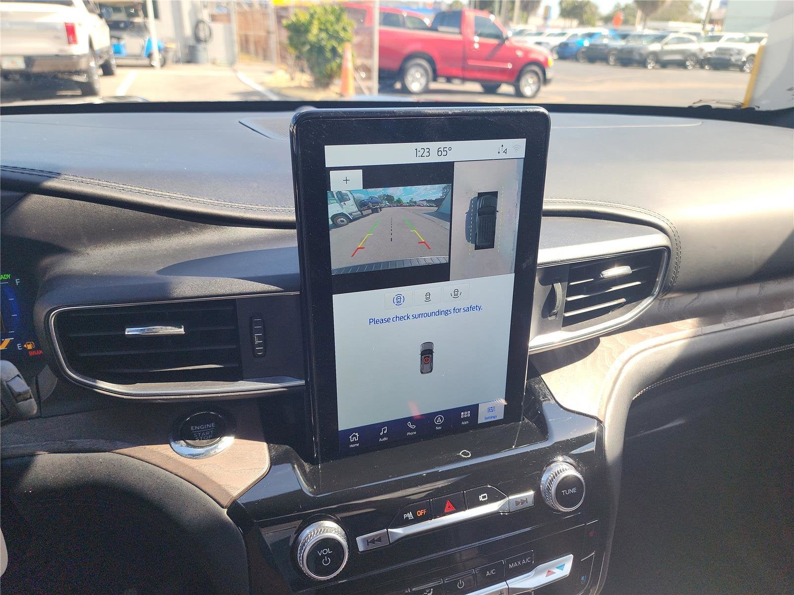 2023 Ford Explorer Platinum