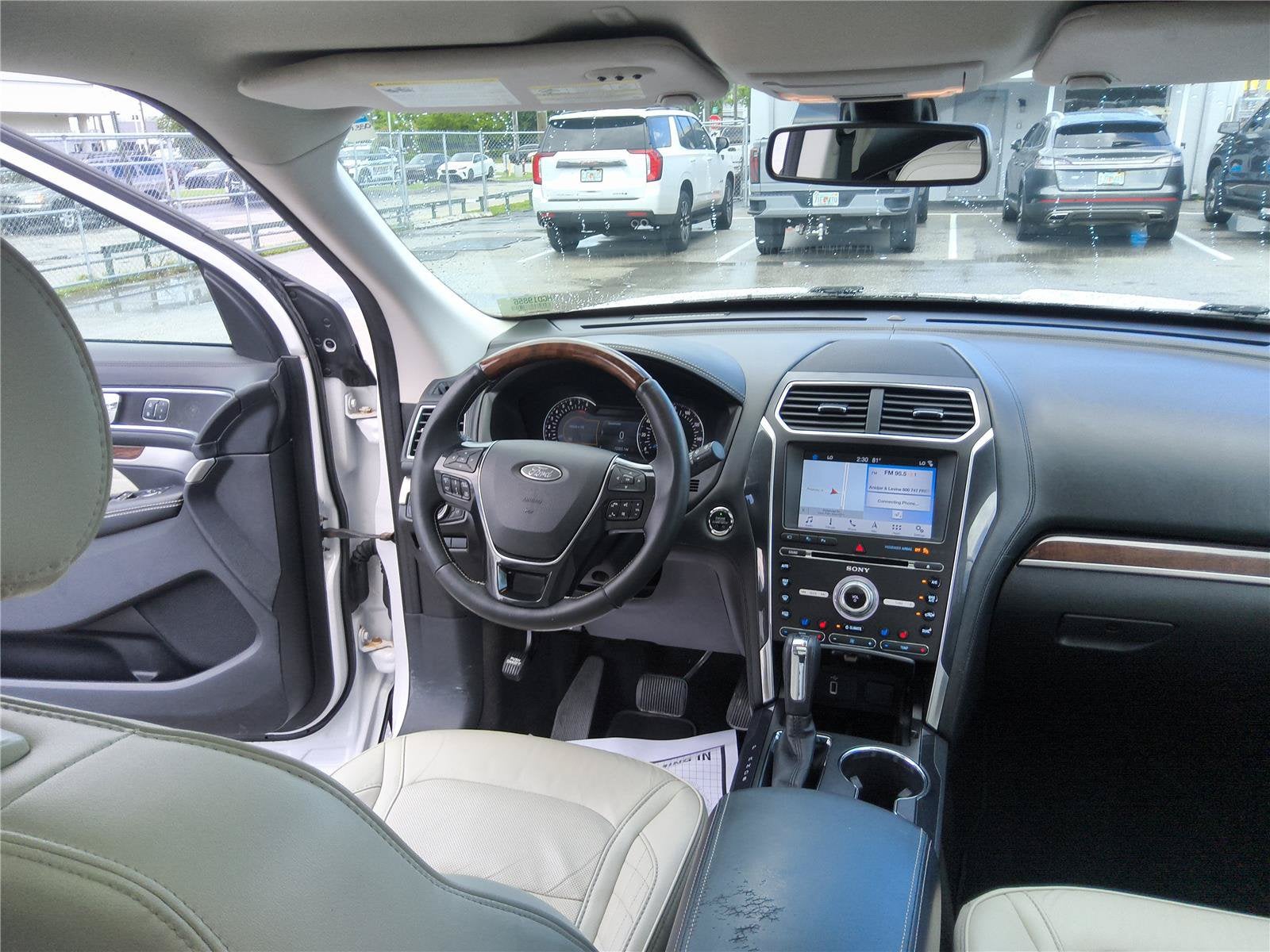2017 Ford Explorer Platinum