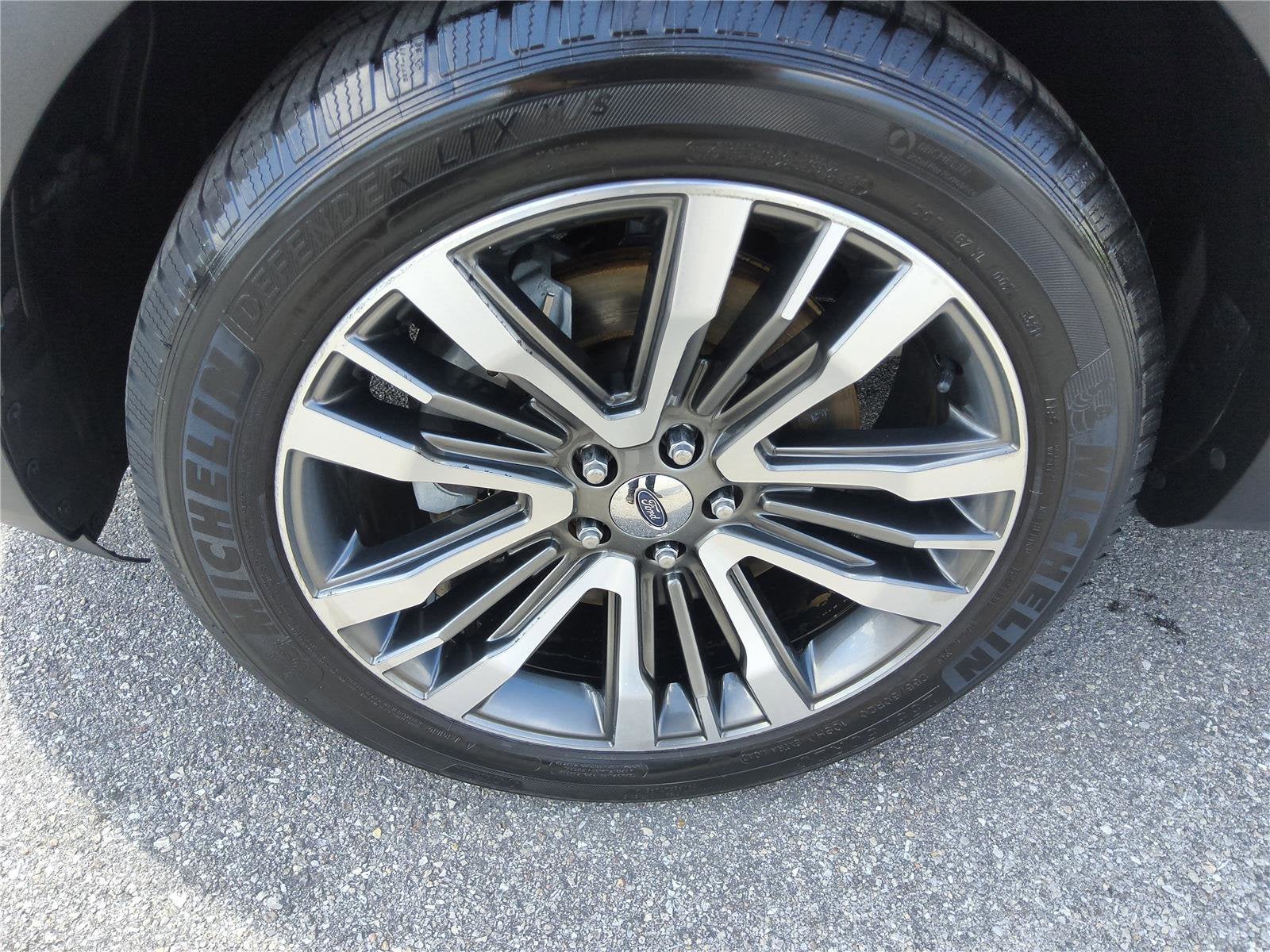 2017 Ford Explorer Platinum