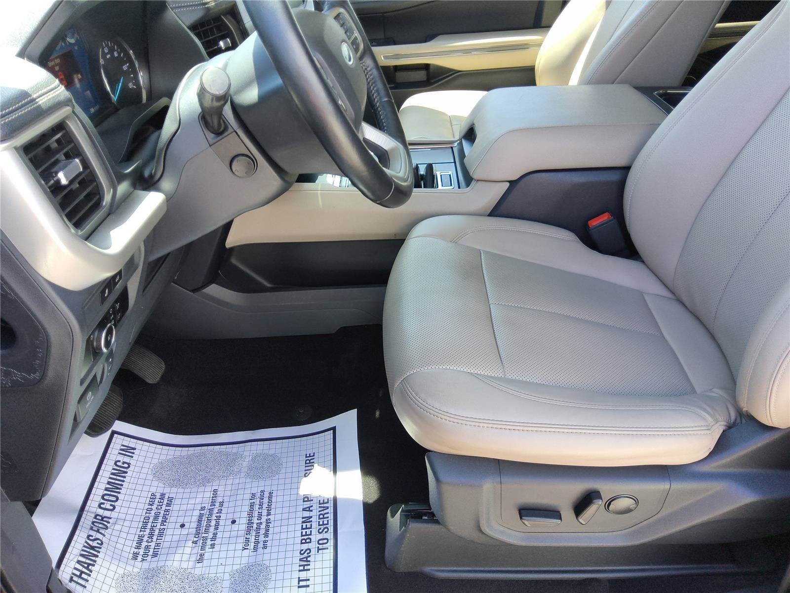2023 Ford Expedition XLT
