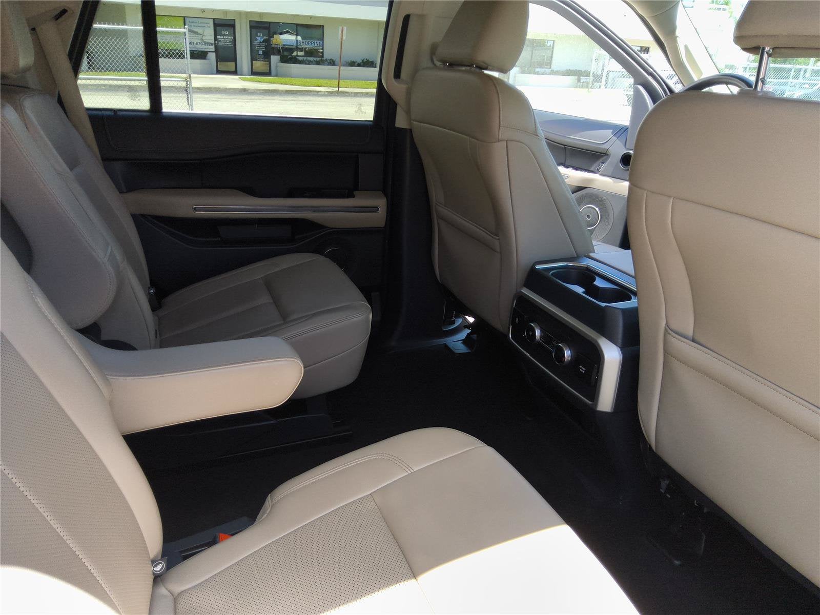 2023 Ford Expedition XLT