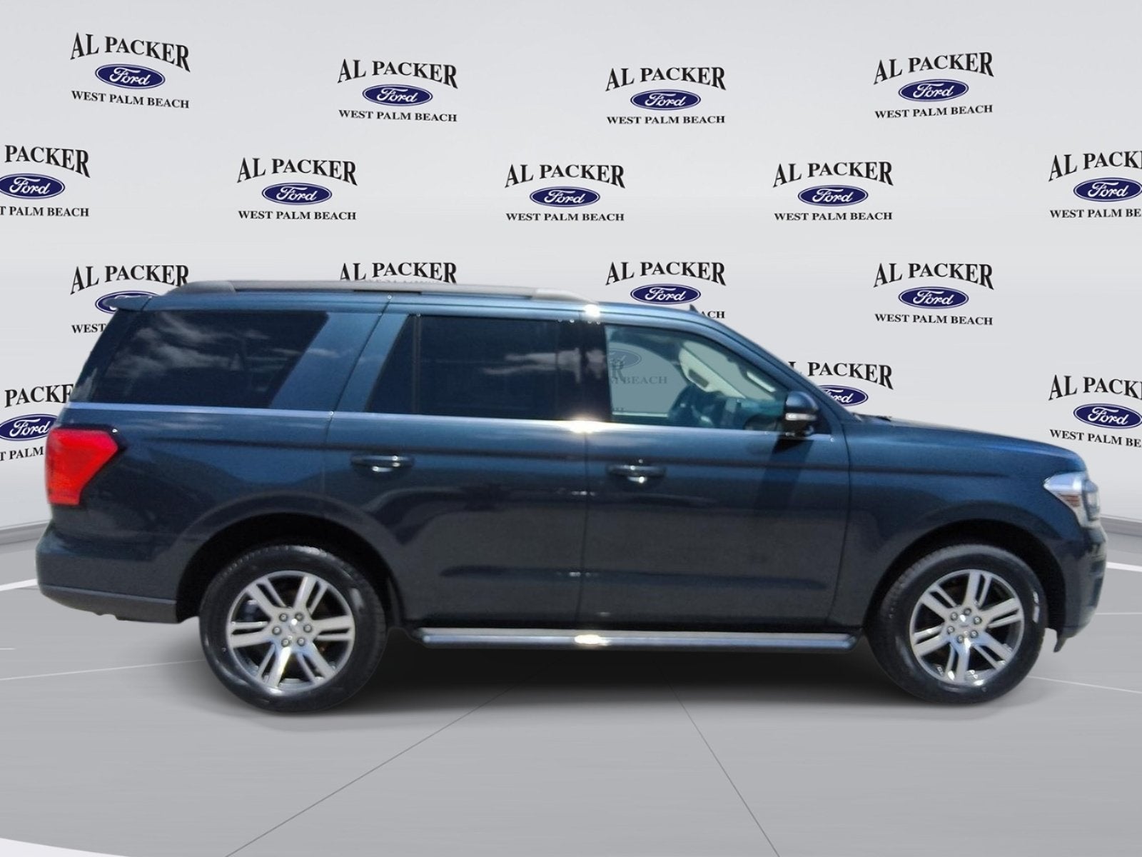 2023 Ford Expedition XLT