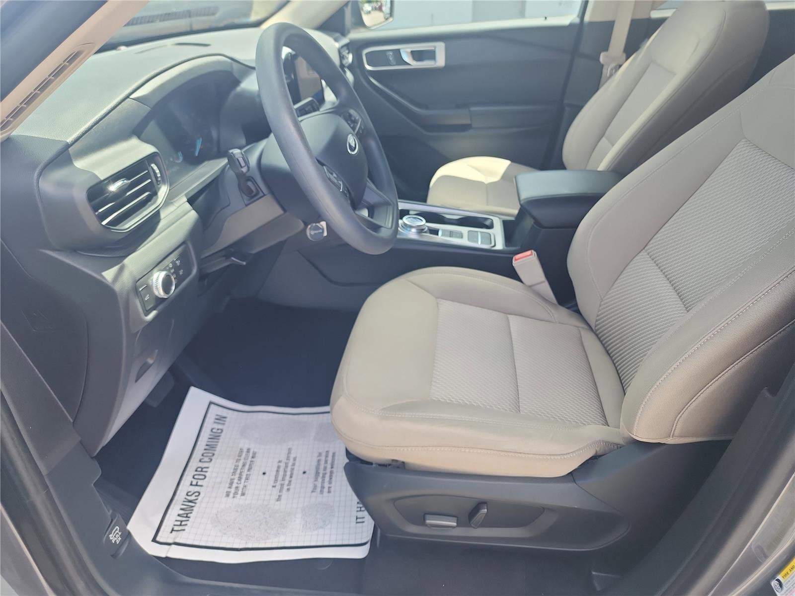 2021 Ford Explorer Base