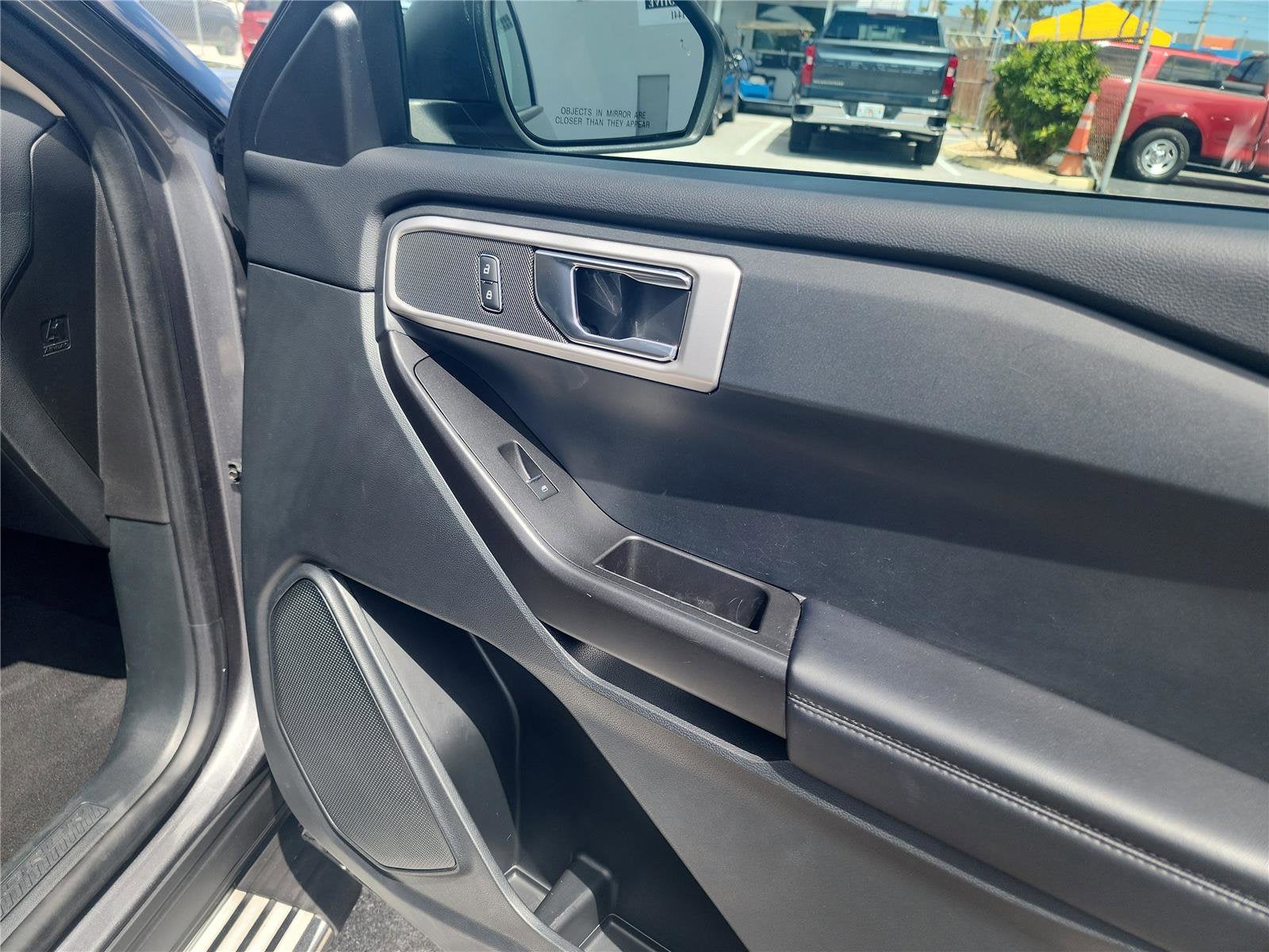 2021 Ford Explorer Base