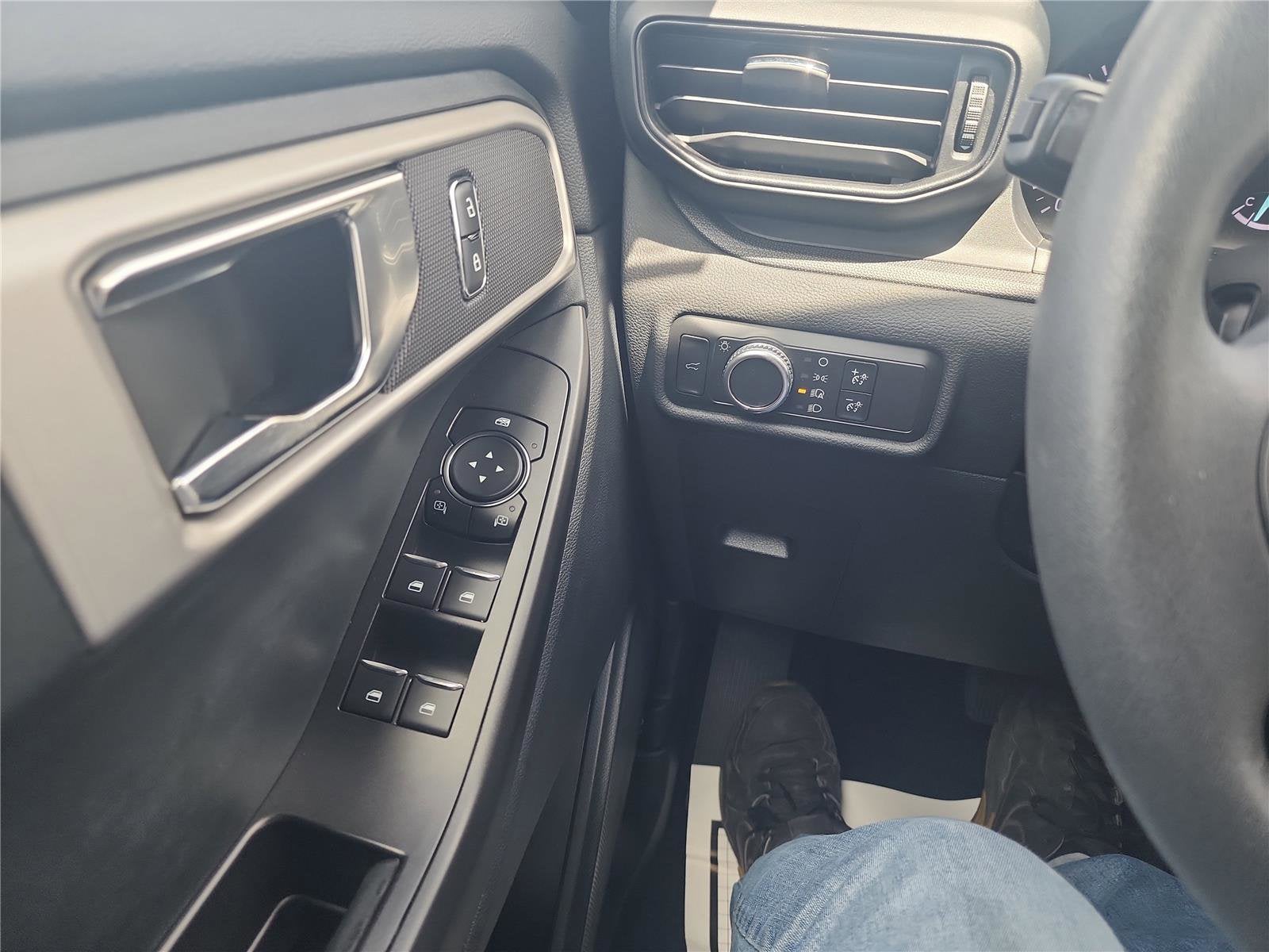 2021 Ford Explorer Base