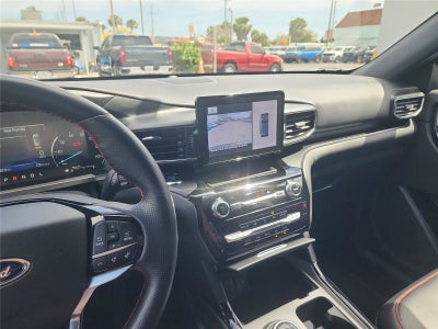 2022 Ford Explorer ST-Line