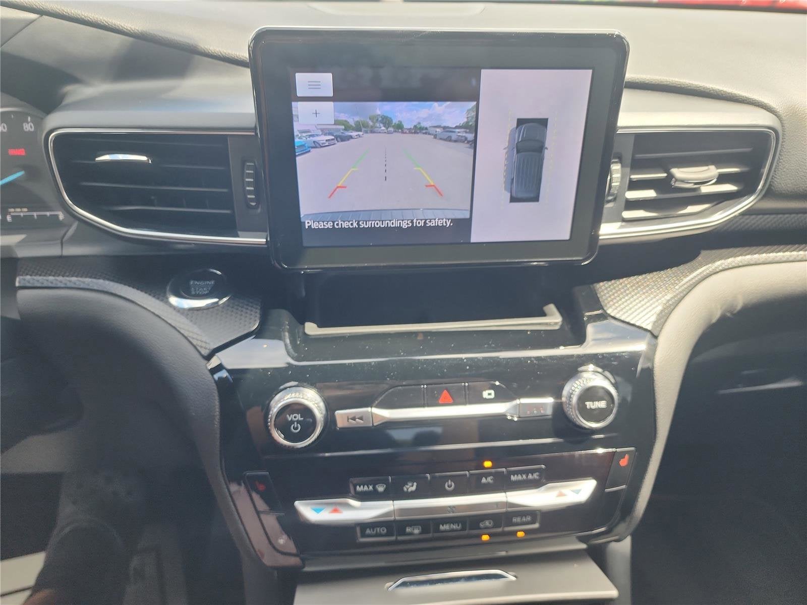 2022 Ford Explorer ST-Line