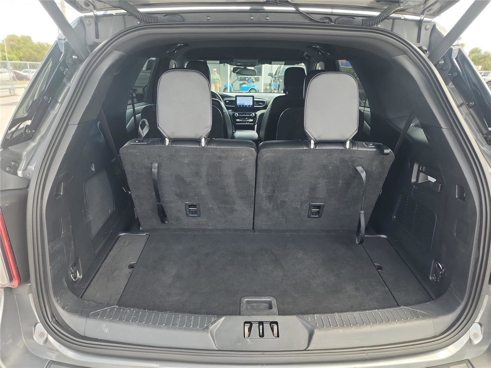 2022 Ford Explorer ST-Line