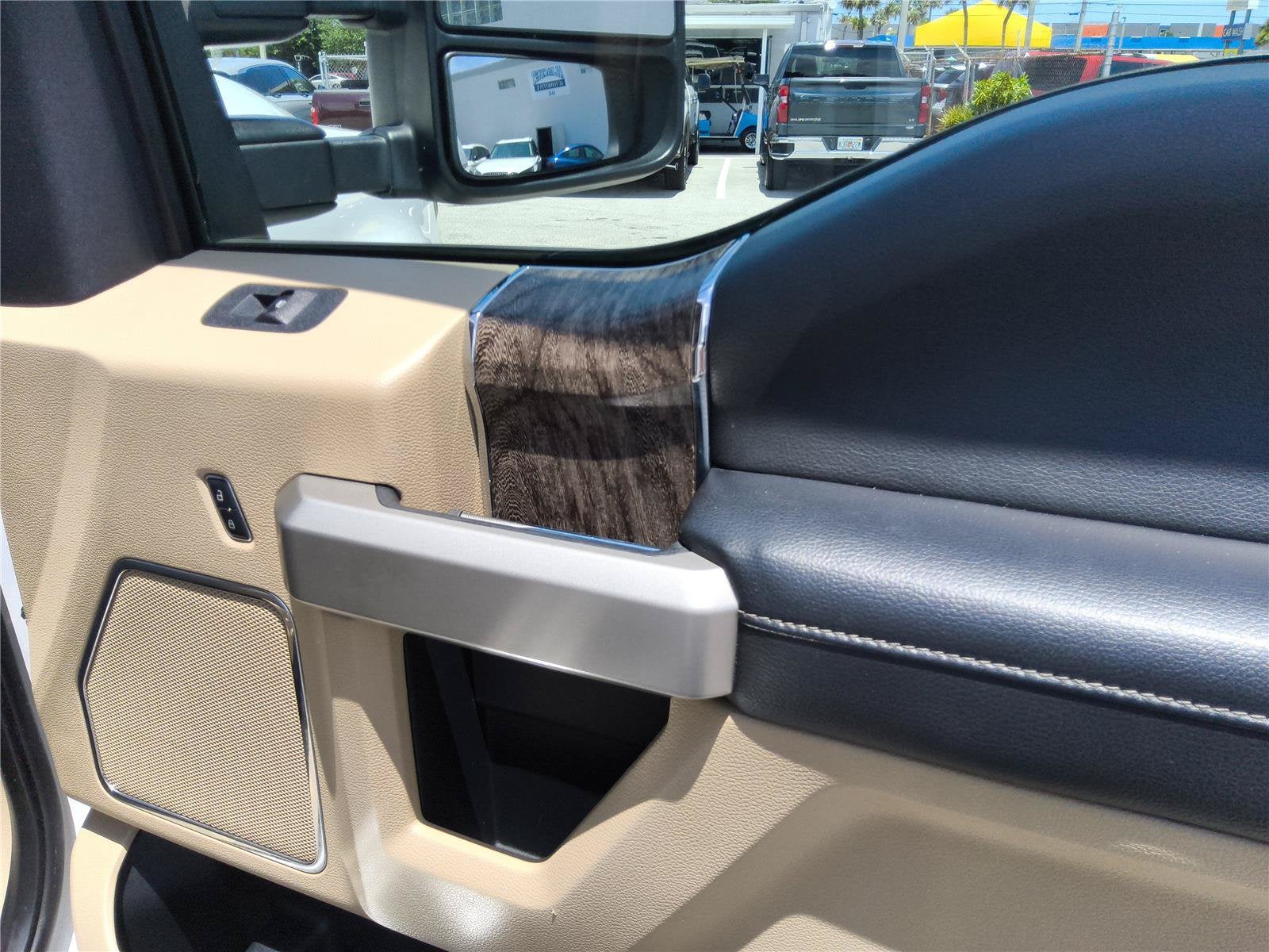 2017 Ford Super Duty F-250 SRW Lariat