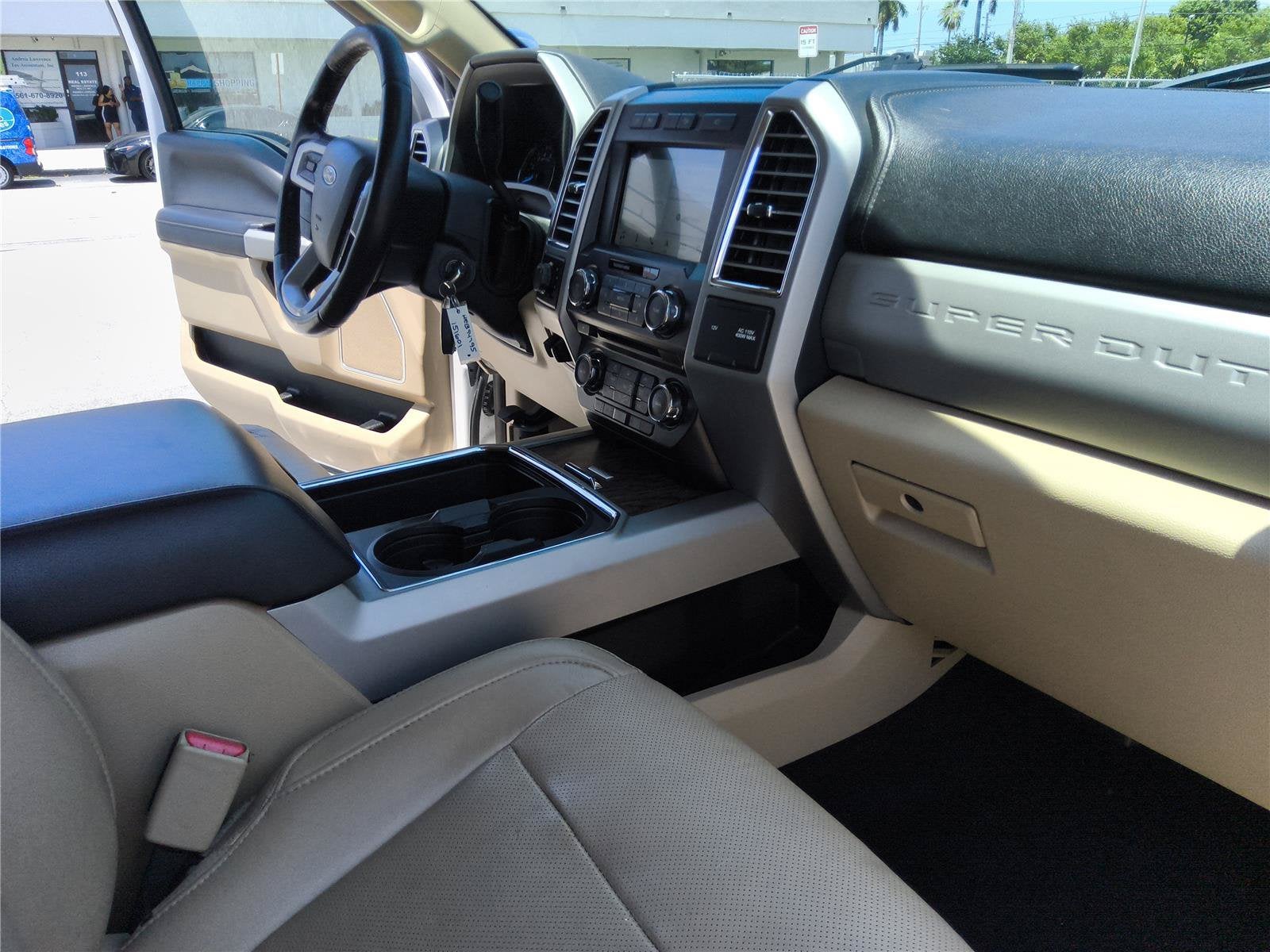 2017 Ford Super Duty F-250 SRW Lariat