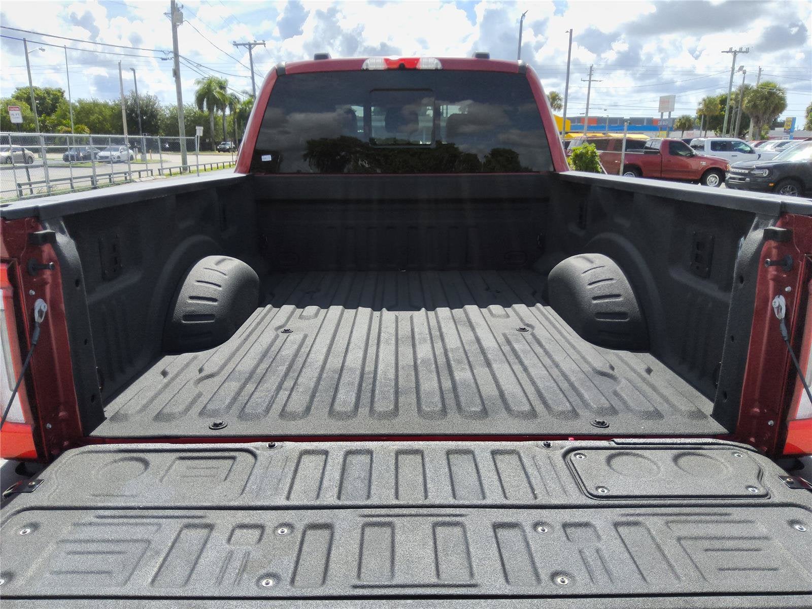 2025 Ford Super Duty F-250 SRW Platinum