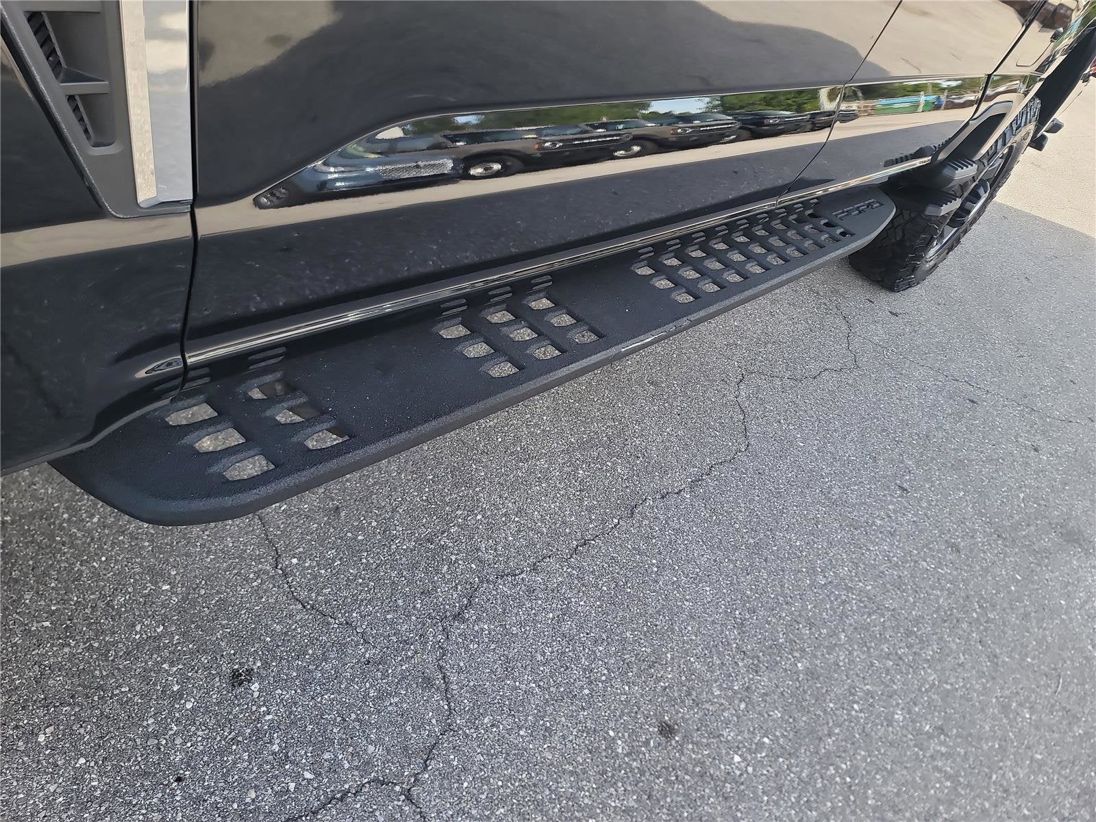 2023 Ford Super Duty F-250 SRW LARIAT