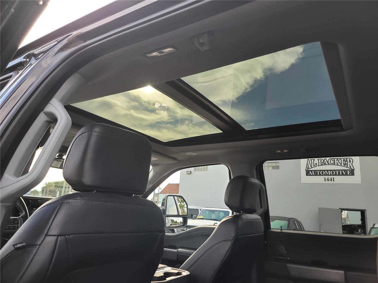 2023 Ford Super Duty F-250 SRW LARIAT