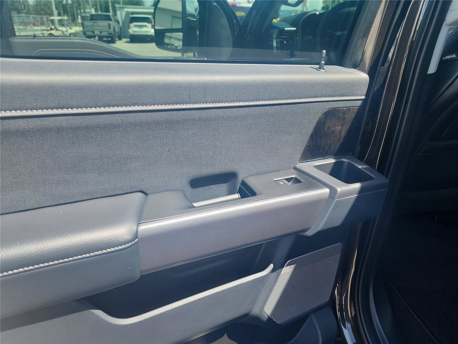 2025 Ford Super Duty F-250 SRW LARIAT