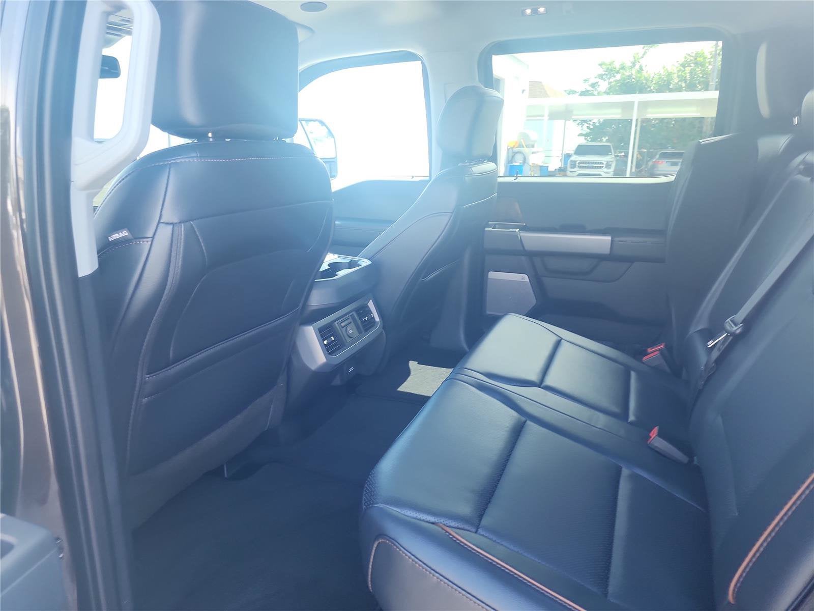 2025 Ford Super Duty F-250 SRW LARIAT