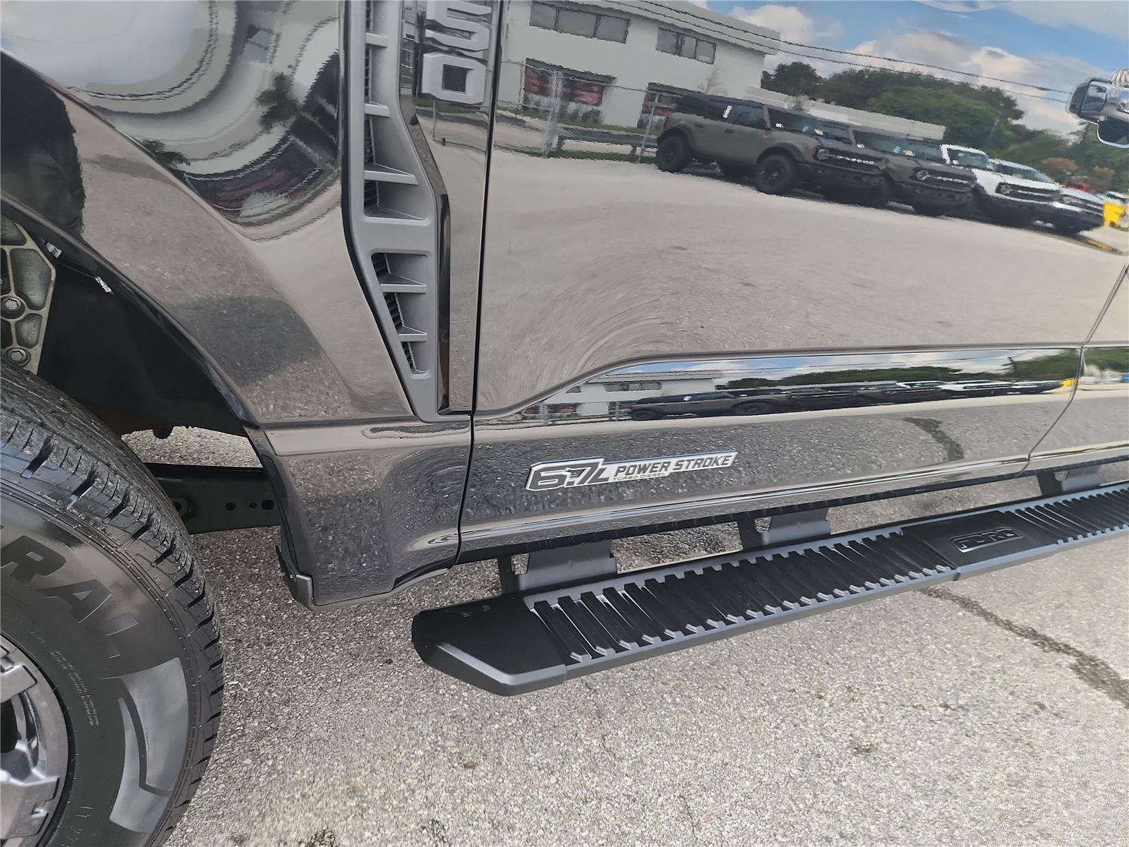 2024 Ford Super Duty F-250 SRW LARIAT