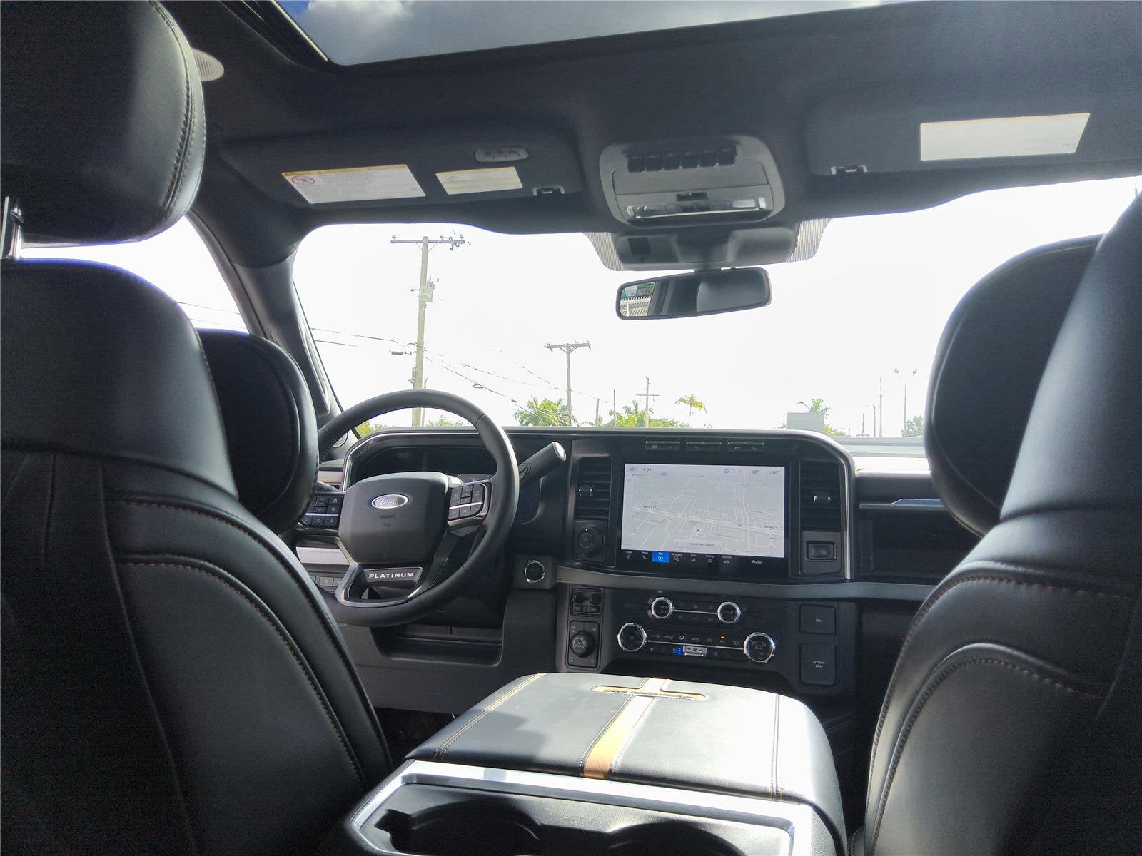 2024 Ford Super Duty F-350 SRW Platinum