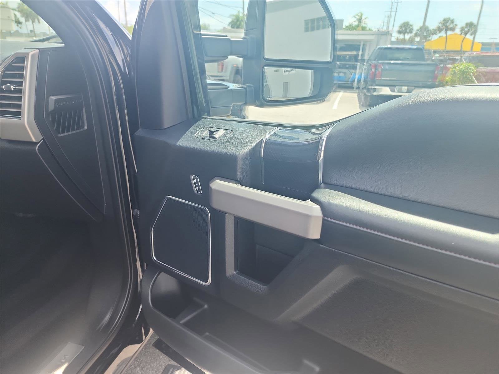2020 Ford Super Duty F-350 SRW Platinum