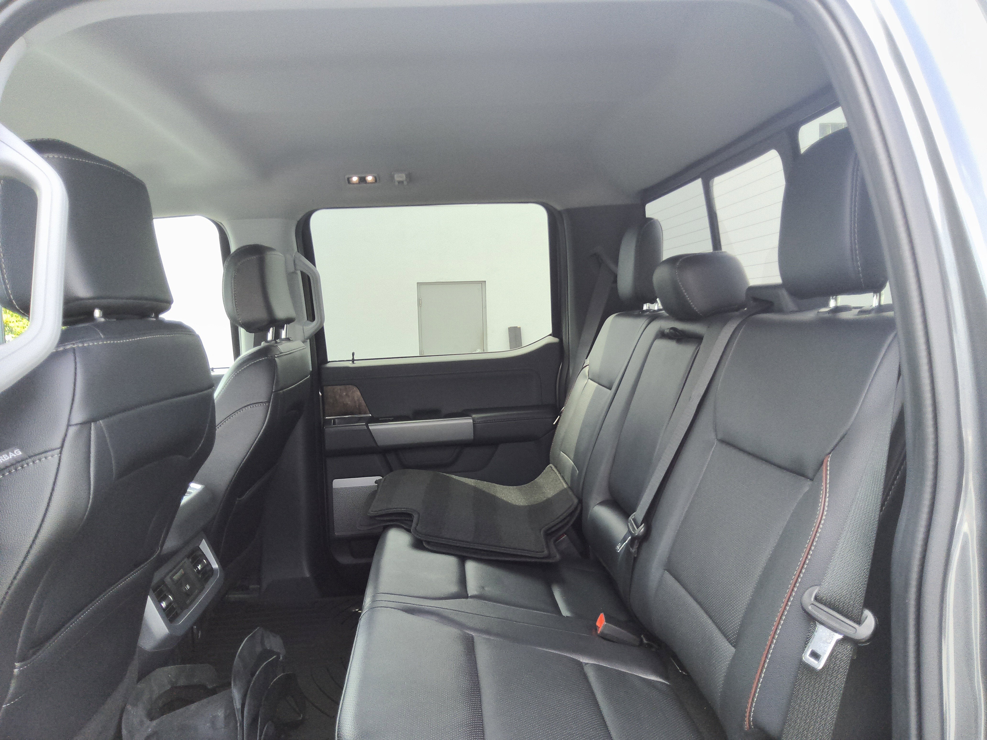 2024 Ford Super Duty F-350 SRW LARIAT