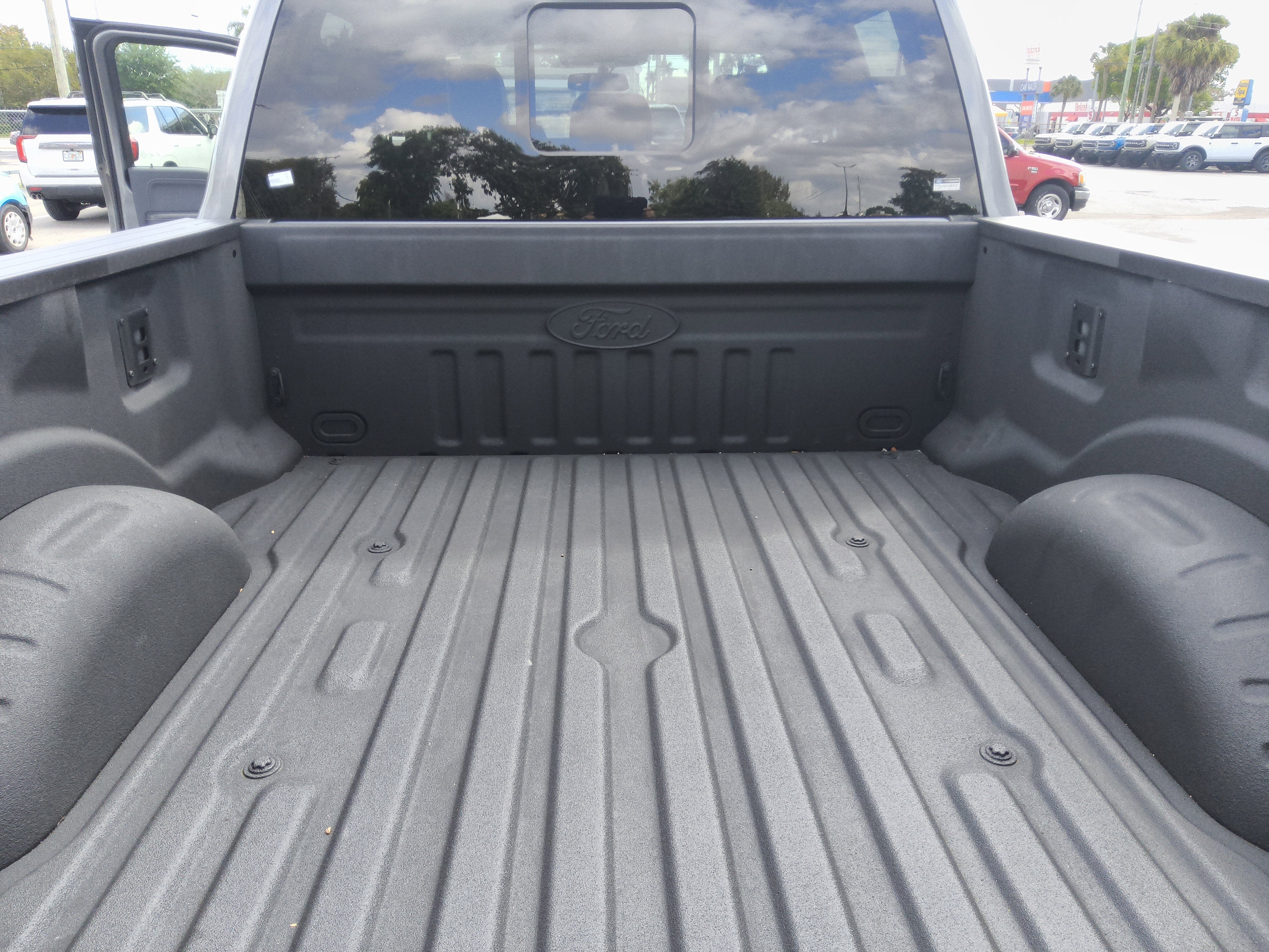 2024 Ford Super Duty F-350 SRW LARIAT