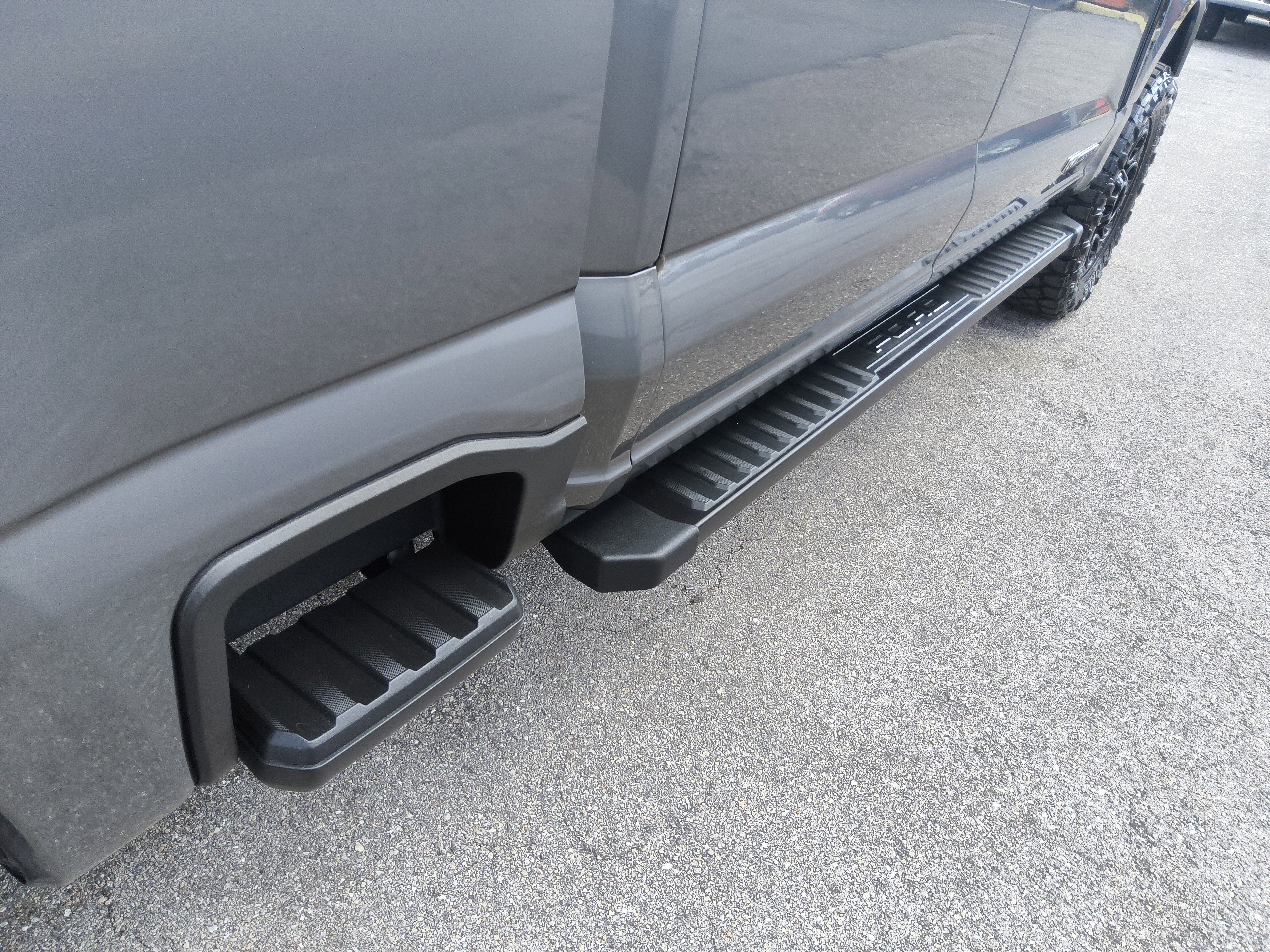 2024 Ford Super Duty F-350 SRW LARIAT