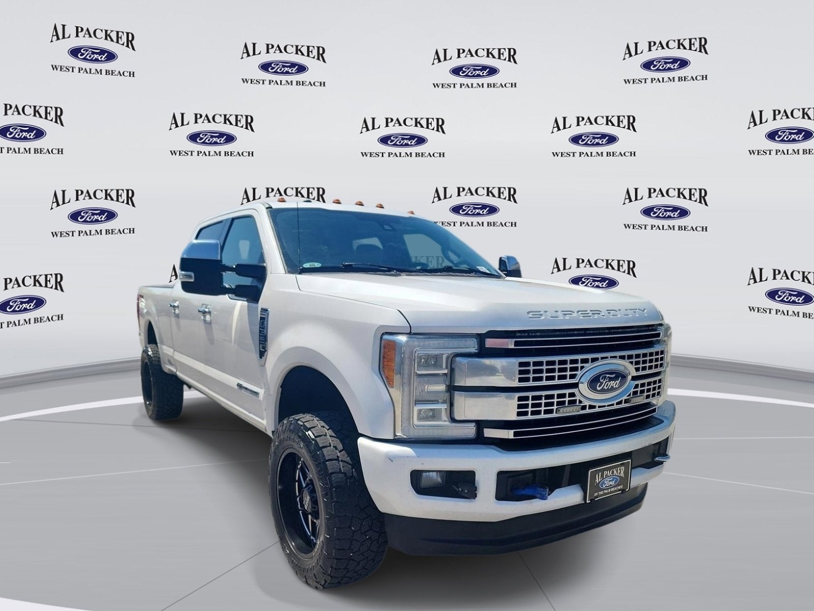 2017 Ford Super Duty F-350 SRW Platinum