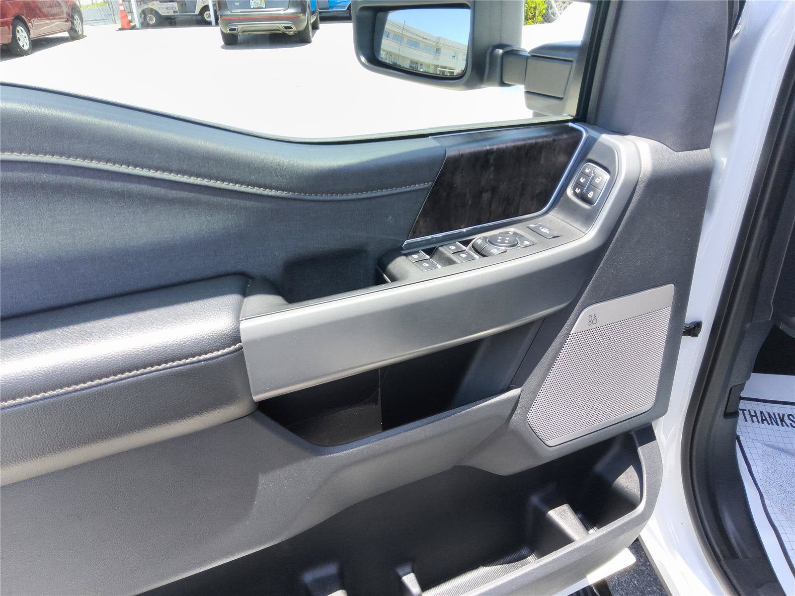 2024 Ford Super Duty F-350 DRW LARIAT
