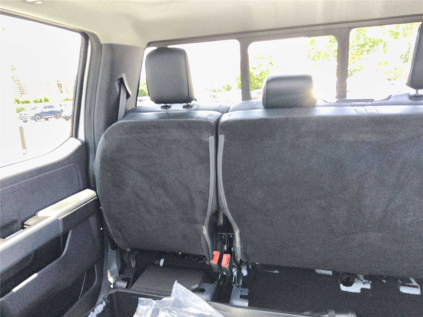 2024 Ford Super Duty F-350 DRW LARIAT