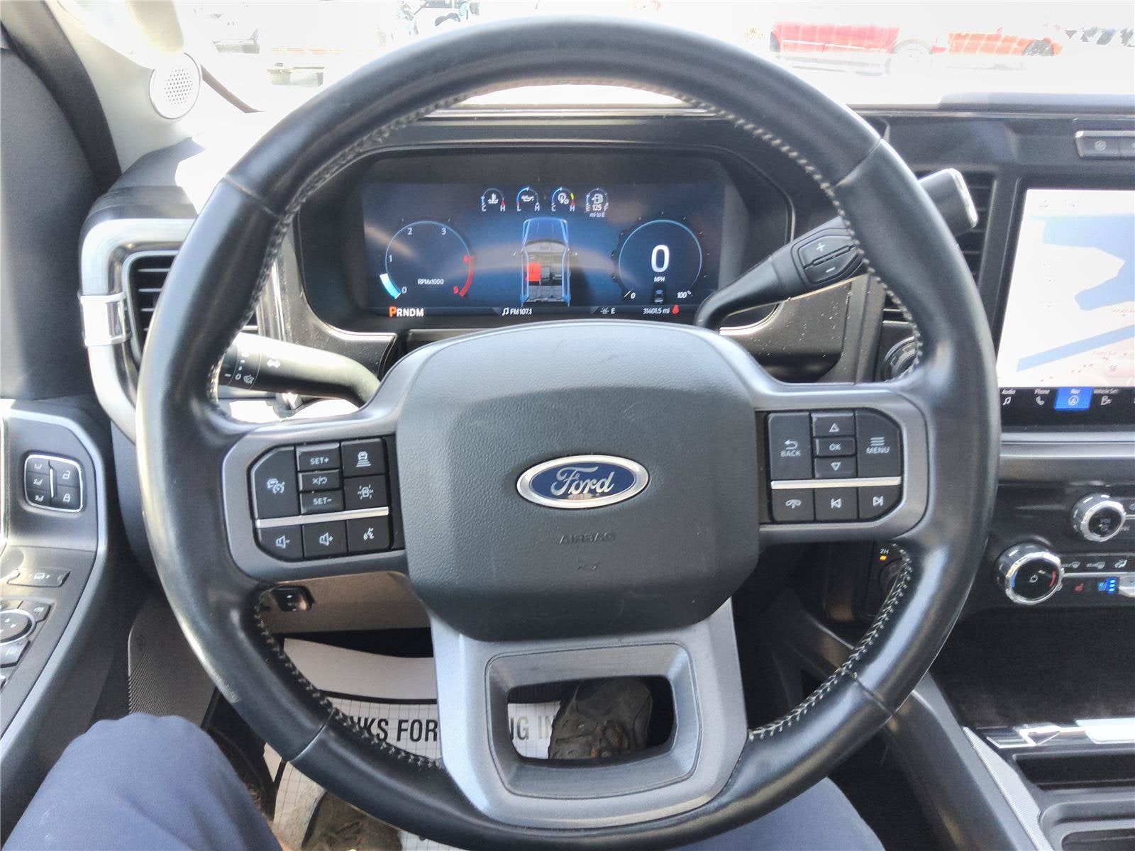 2024 Ford Super Duty F-350 DRW LARIAT