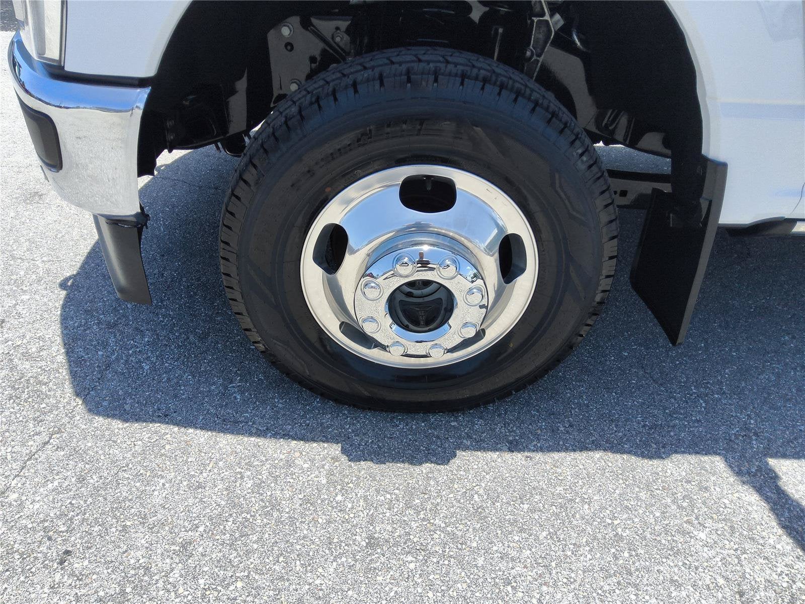 2024 Ford Super Duty F-350 DRW LARIAT
