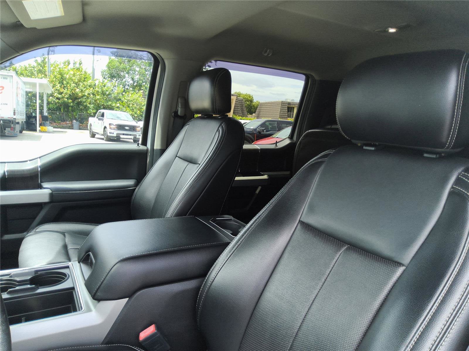 2021 Ford Super Duty F-350 DRW LARIAT