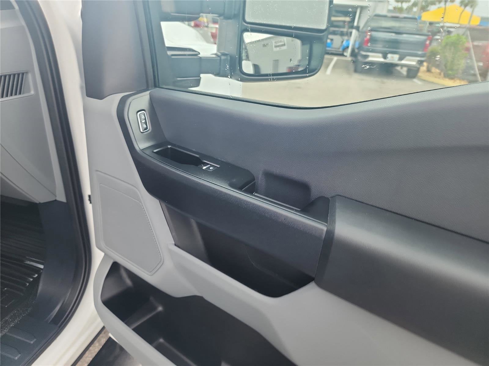 2024 Ford Super Duty F-350 DRW XL