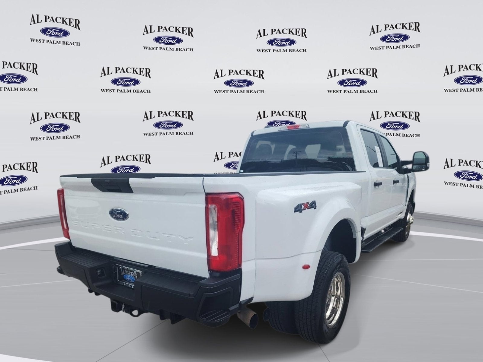 2024 Ford Super Duty F-350 DRW XL